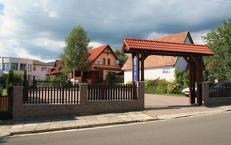 Penzion Real Жьяр Экстерьер фото